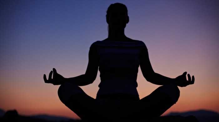 4 Meditation Practices for Overcoming Stress